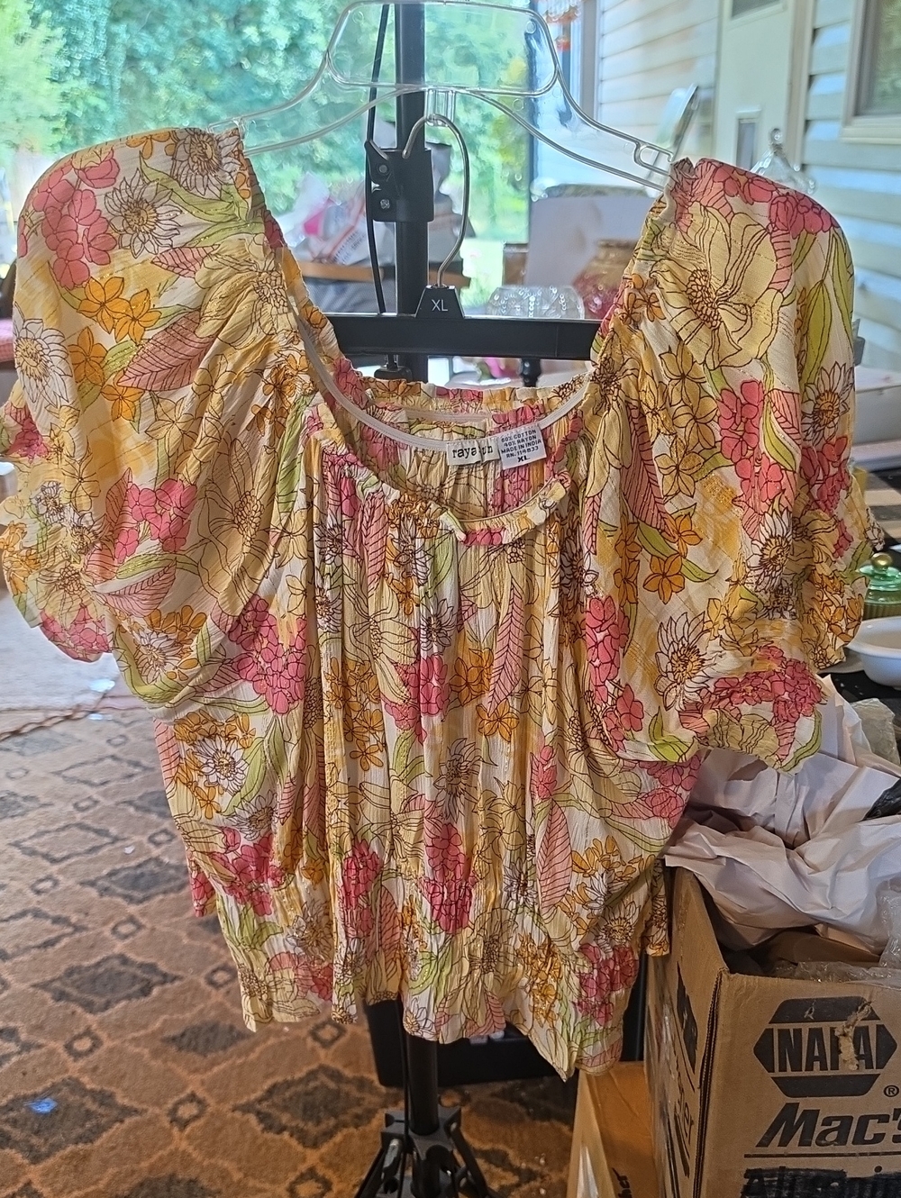 raya sun Yellow Floral Puff-Sleeve Peasant Top